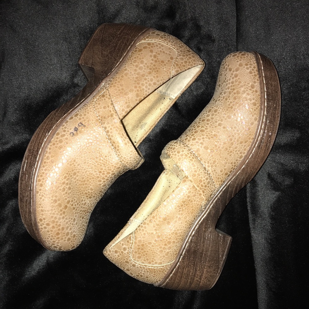 Boc Clogs - image 2